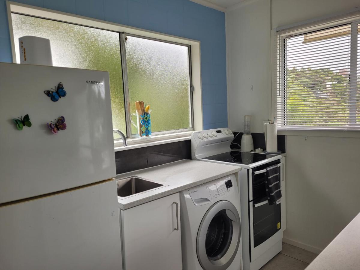 He Pai Te Wairua By The Sea Apartment ไปเฮีย ภายนอก รูปภาพ